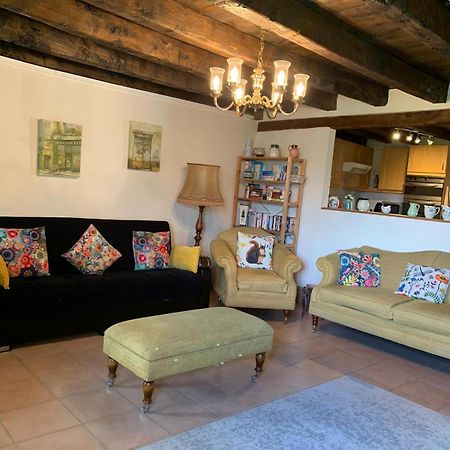 La Petite Maison De Vacances Oradour-Saint-Genest 외부 사진